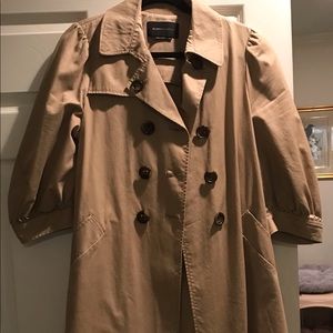 Ladies BCBG  short Trench coat